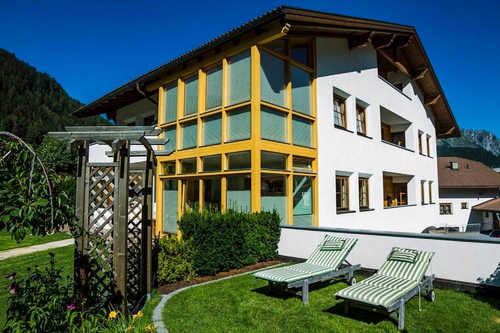 נאודרס Alberts Bellevue Appartements מראה חיצוני תמונה